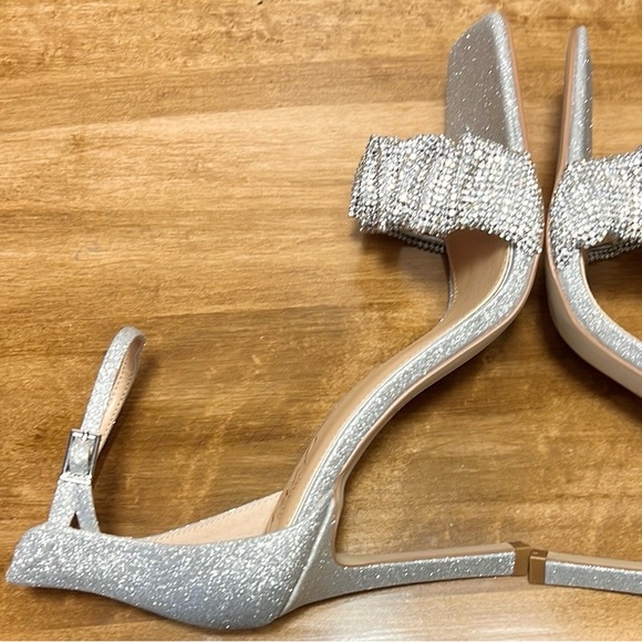 Badgley Mischka Silver Glitter Heels with Stiletto and Ankle Strap - Picture 9 of 12